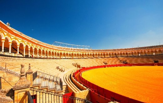 Plaza de Toros (Les arènes de corrida de Séville)