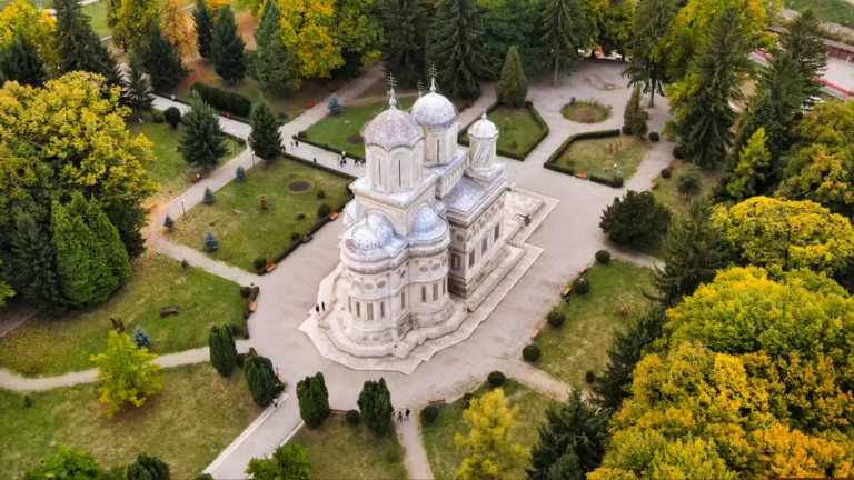 Bucarest – Curtea de Arges – Sibiu - Image