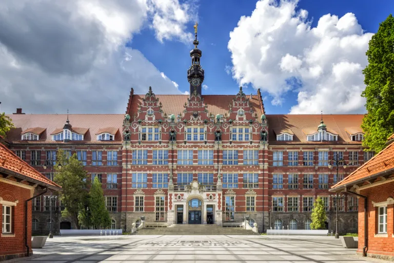 Immersion dans le Cœur Historique de Gdansk - Image