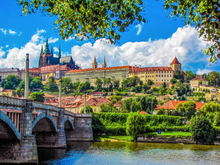 Splendeurs du Château de Prague et institutions tchèques - Image