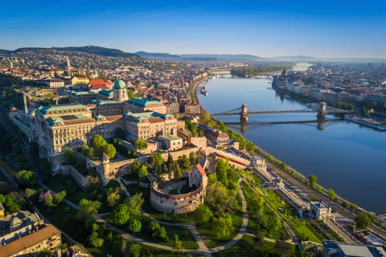 Budapest : Immersion Sanitaire et Sociale - Image