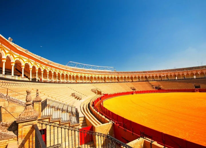 Les arènes de Séville et Metropol Parasol - Image