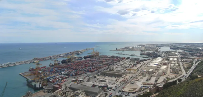 Découverte pédagogique : port, économie et gestion des flux - Image